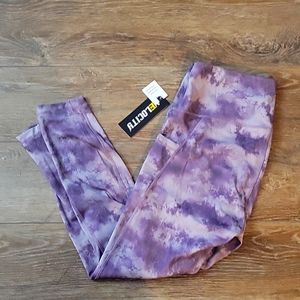 😺3/$10 Velocity Leggings